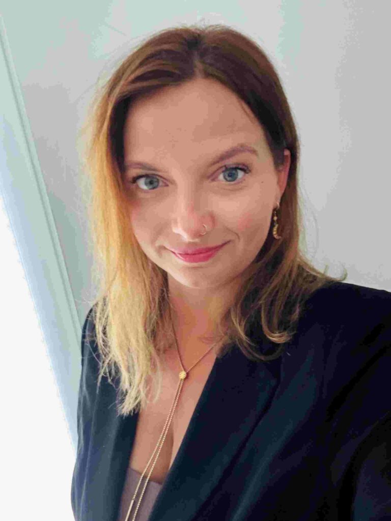 Nicole Baresel klein