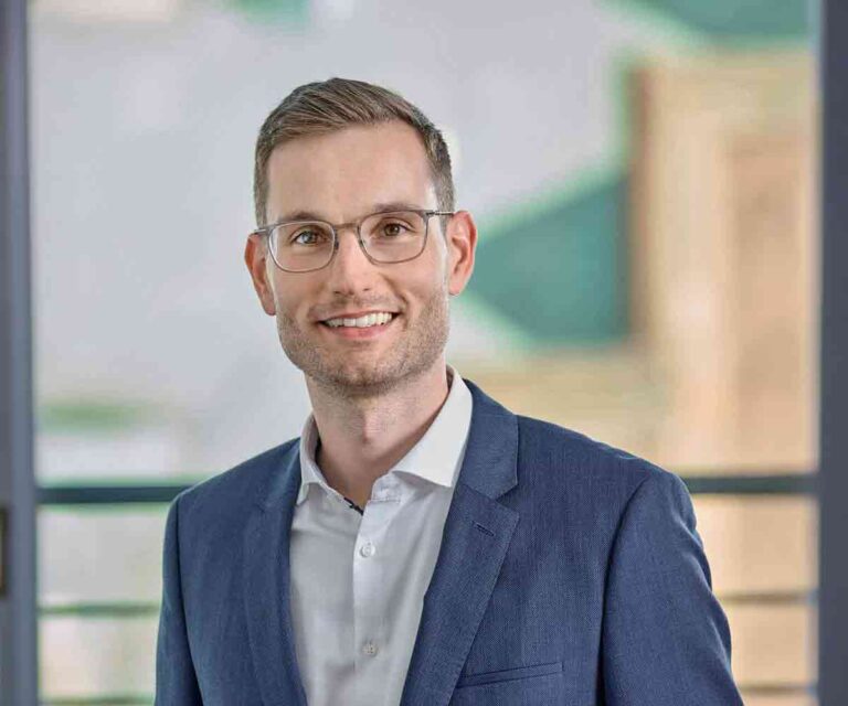 Ahlering-Sebastian-scale