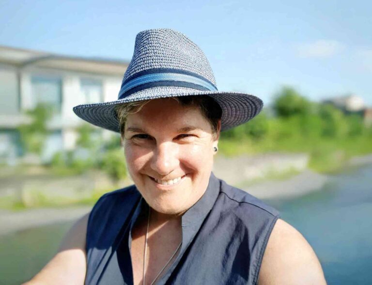 Anja-Sailer-klein2-scale